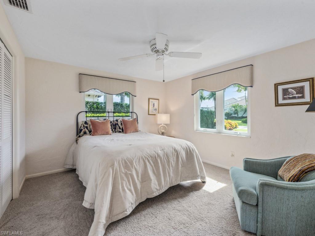 1112 Edington PL