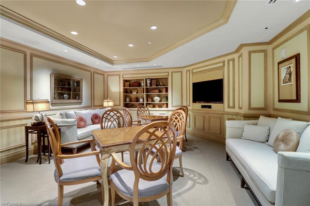 7117 Pelican Bay BLVD # 1801