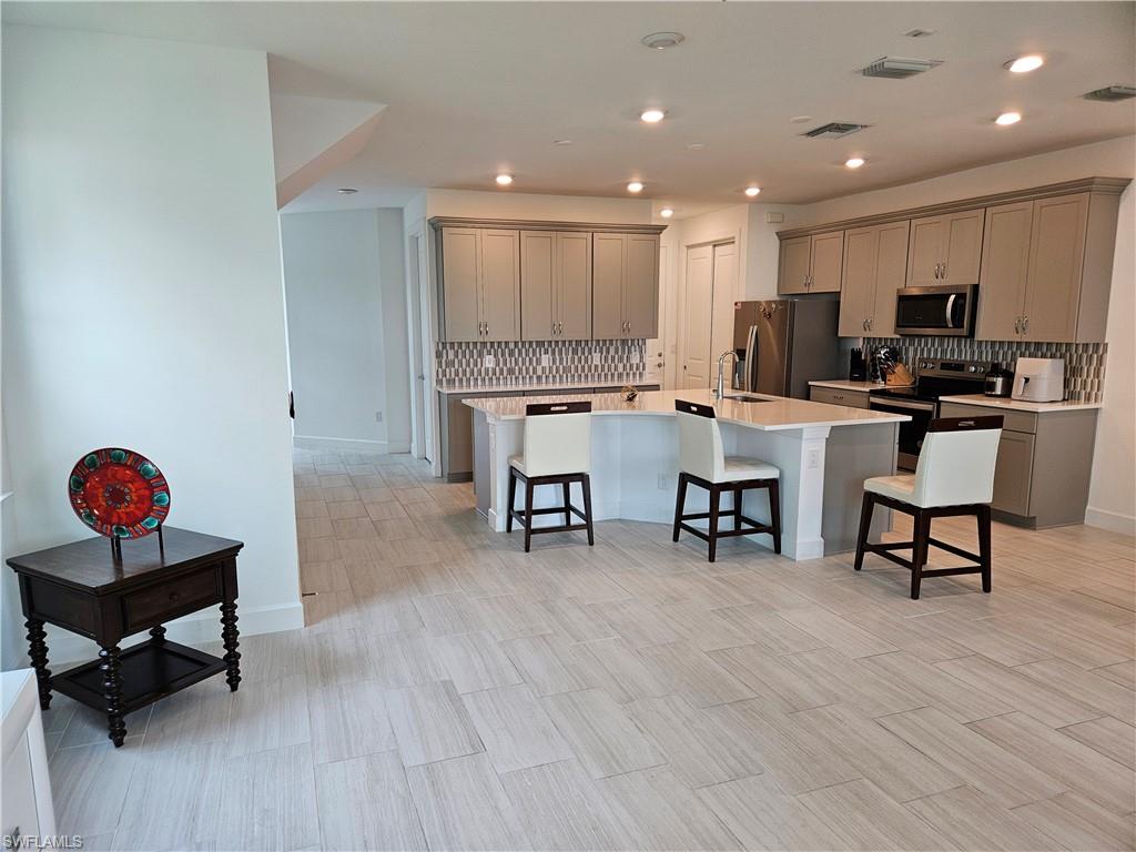 4094 Sonoma Oaks CIR