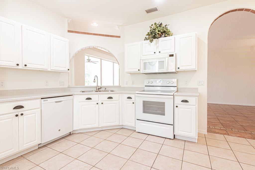 3301 Coconut Island DR # 101