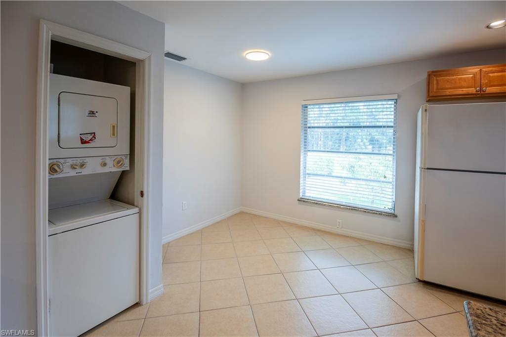 180 Cypress WAY E # B212