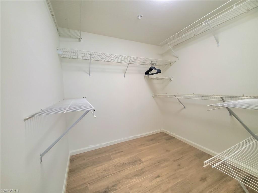 1051 Eastham WAY # 204 Unit: B-204