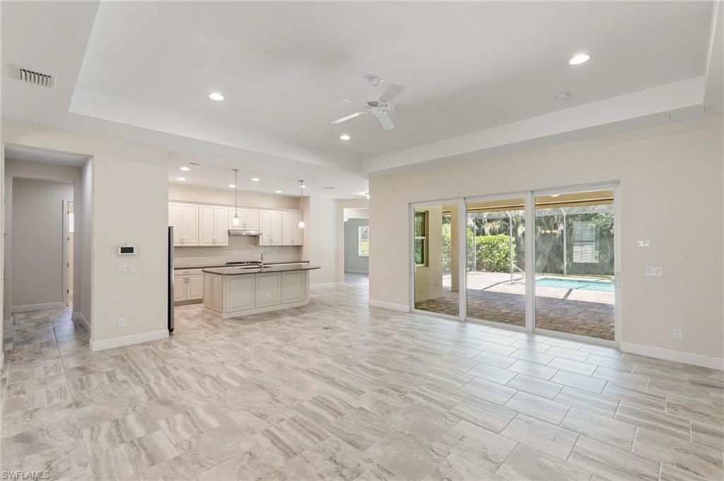 21539 Oaks Of Estero CIR