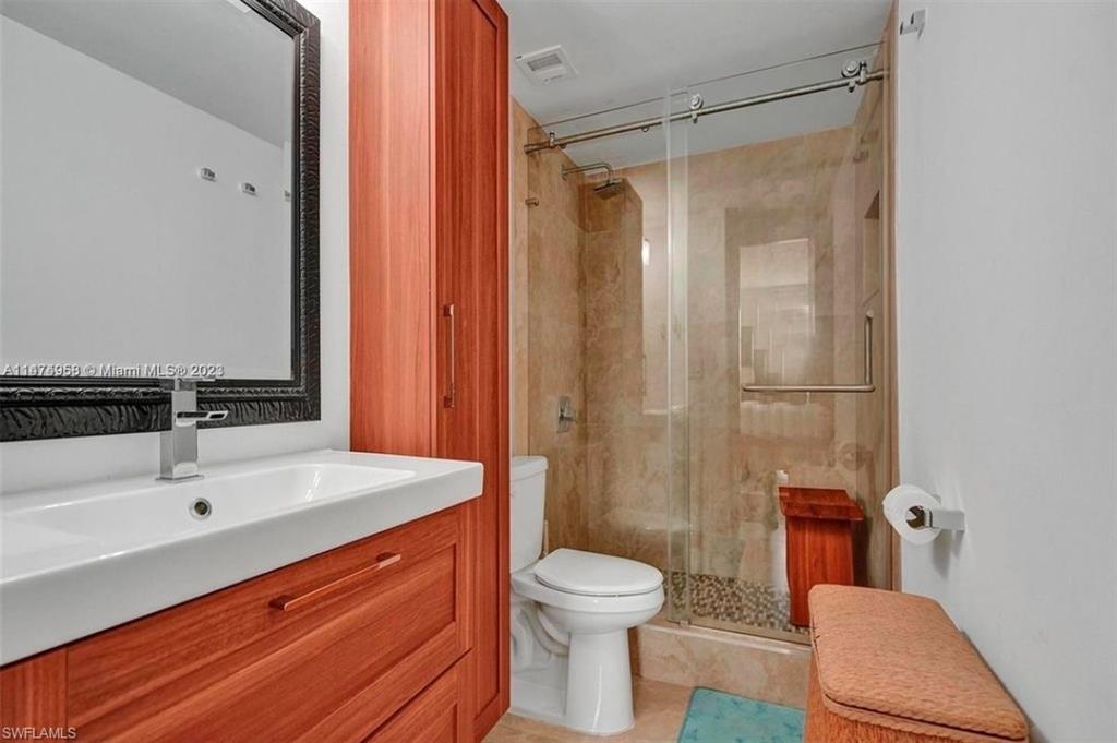 13499 biscayne
