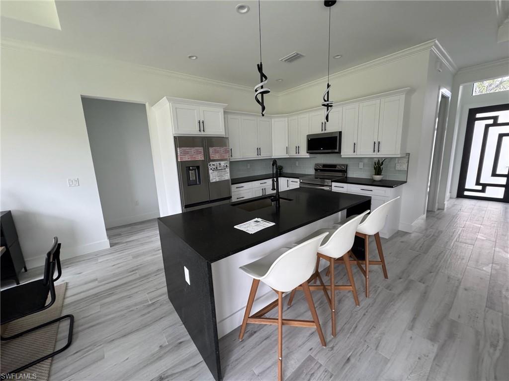 308 Golden Gate BLVD E