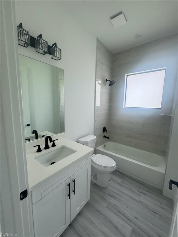 308 Golden Gate BLVD E