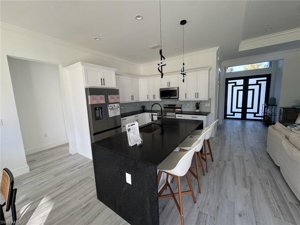 308 Golden Gate BLVD E
