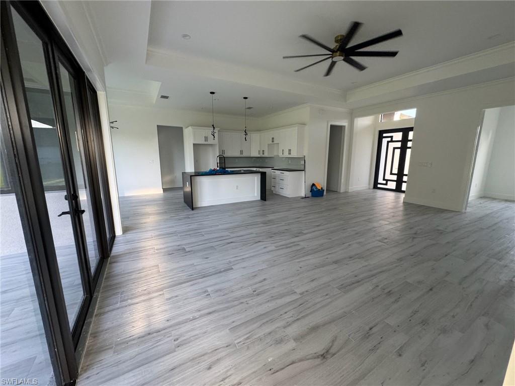 308 Golden Gate BLVD E