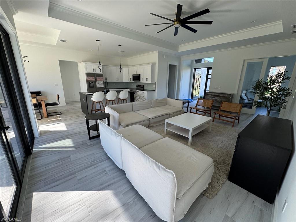 308 Golden Gate BLVD E