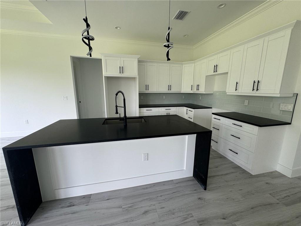 308 Golden Gate BLVD E