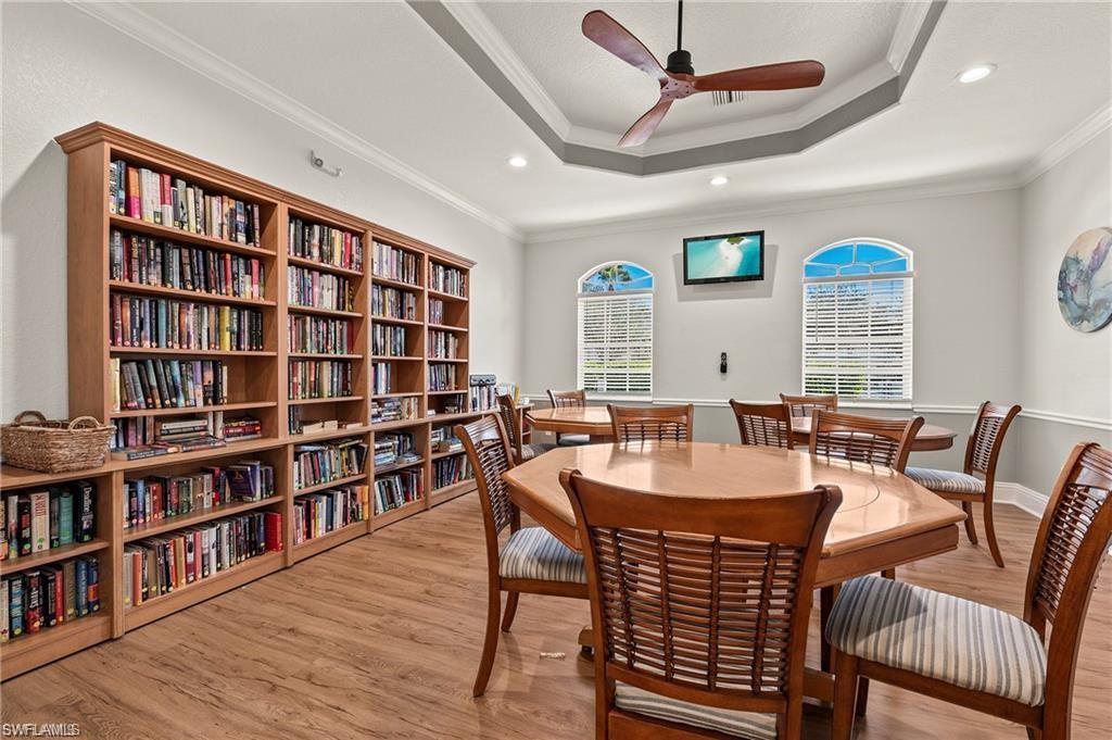 8644 Ibis Cove CIR