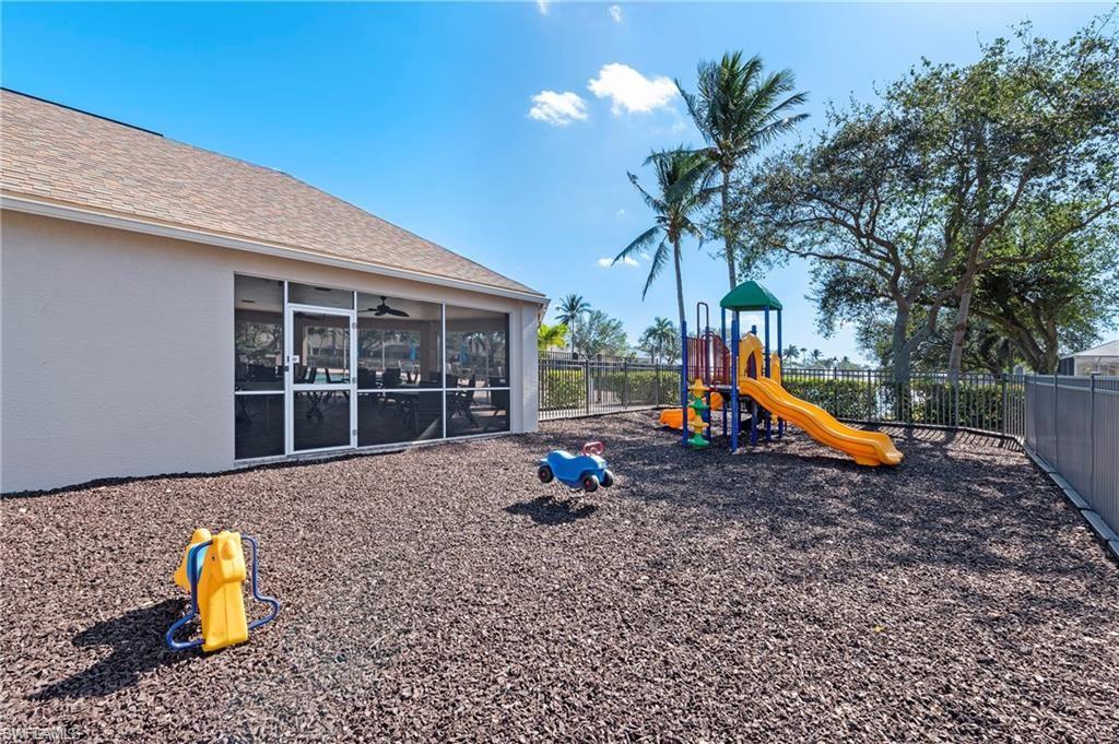 8644 Ibis Cove CIR