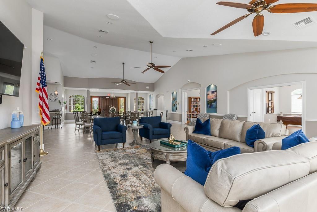 8644 Ibis Cove CIR