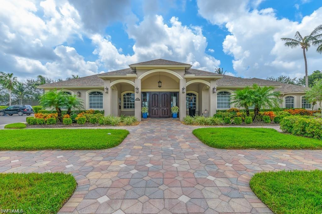 8644 Ibis Cove CIR