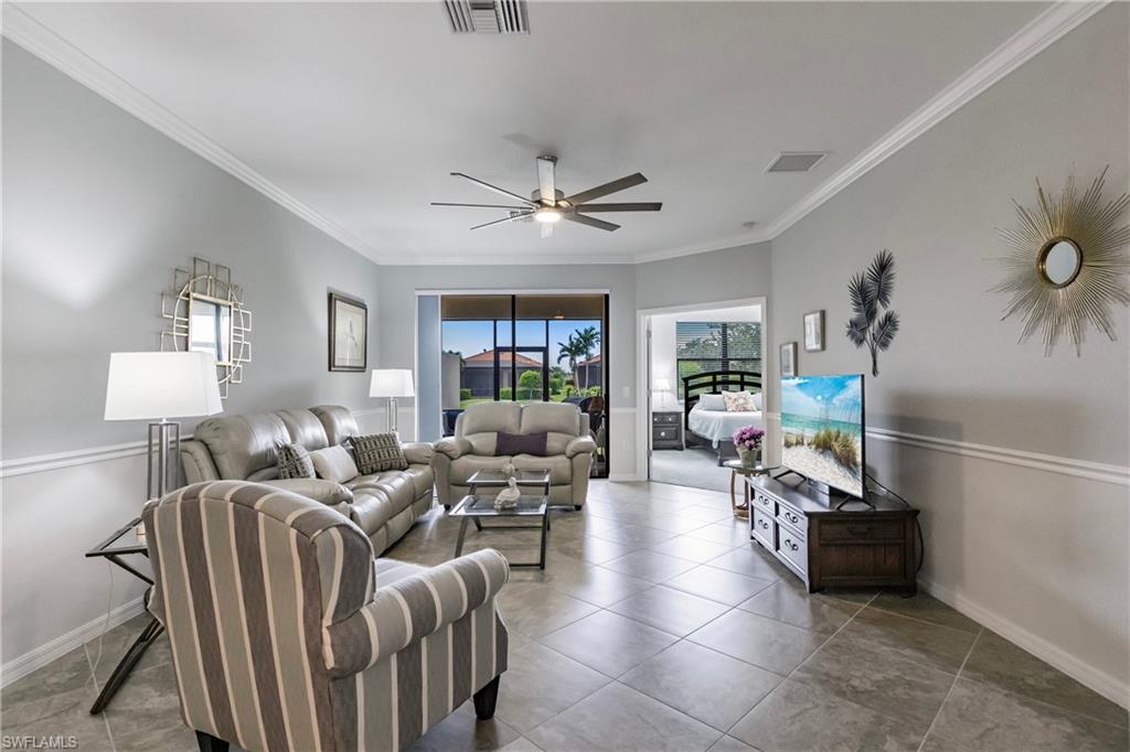 1403 Oceania DR S