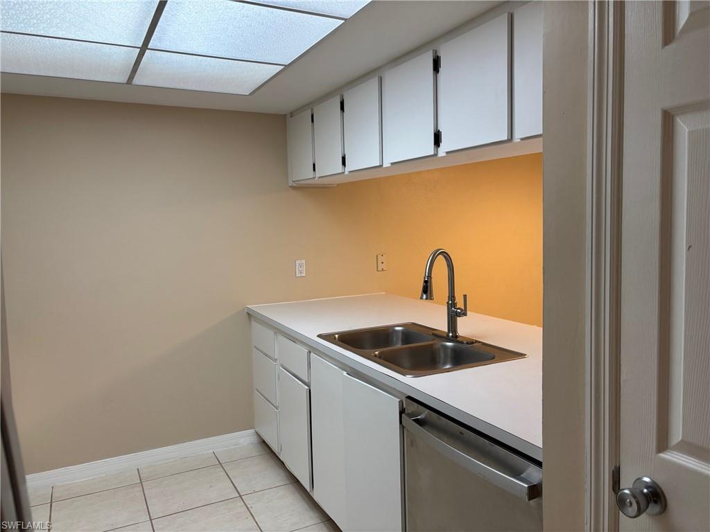 2370 Naples Trace CIR Unit: 7