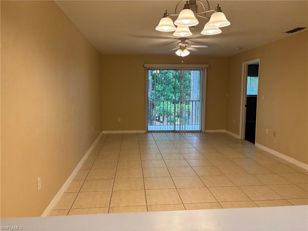 2370 Naples Trace CIR Unit: 7