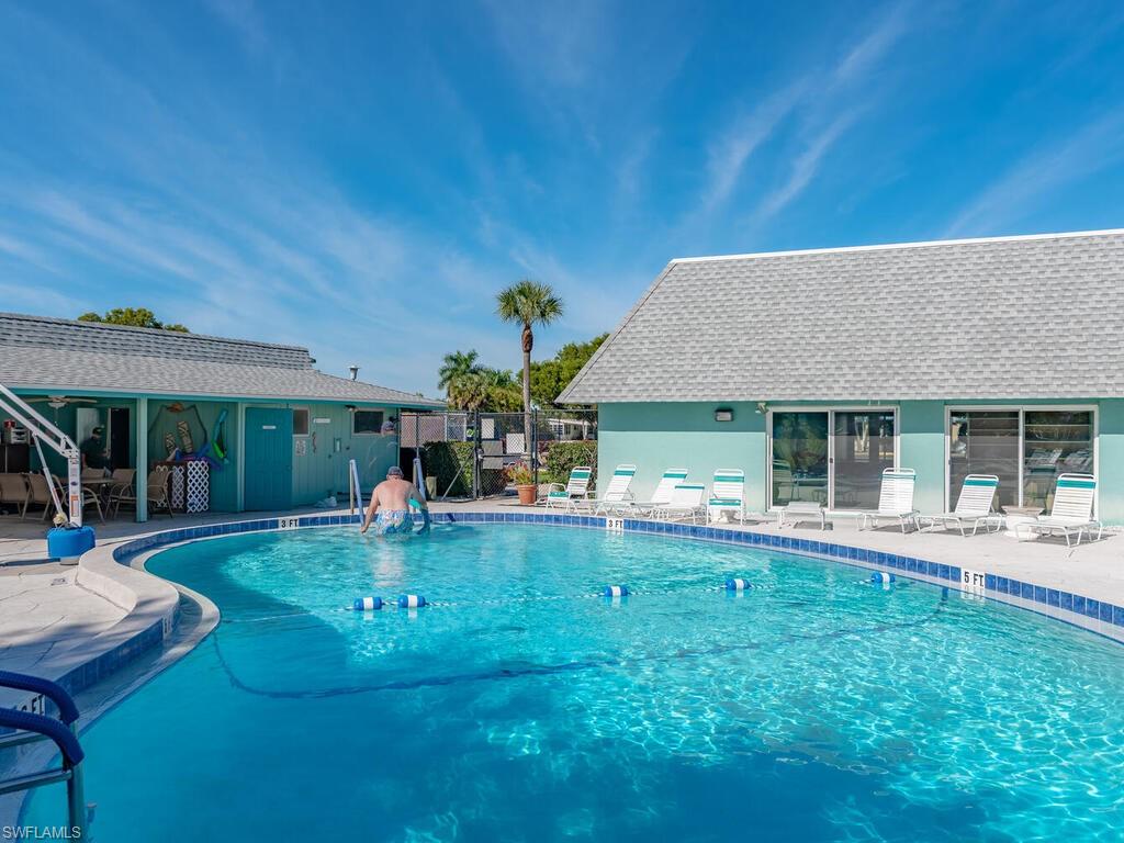 110 Pine Key LN # 19