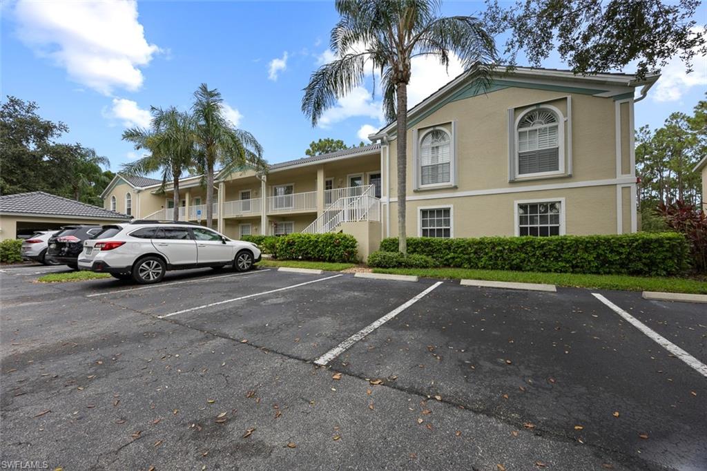 25727 Lake Amelia WAY N # 204