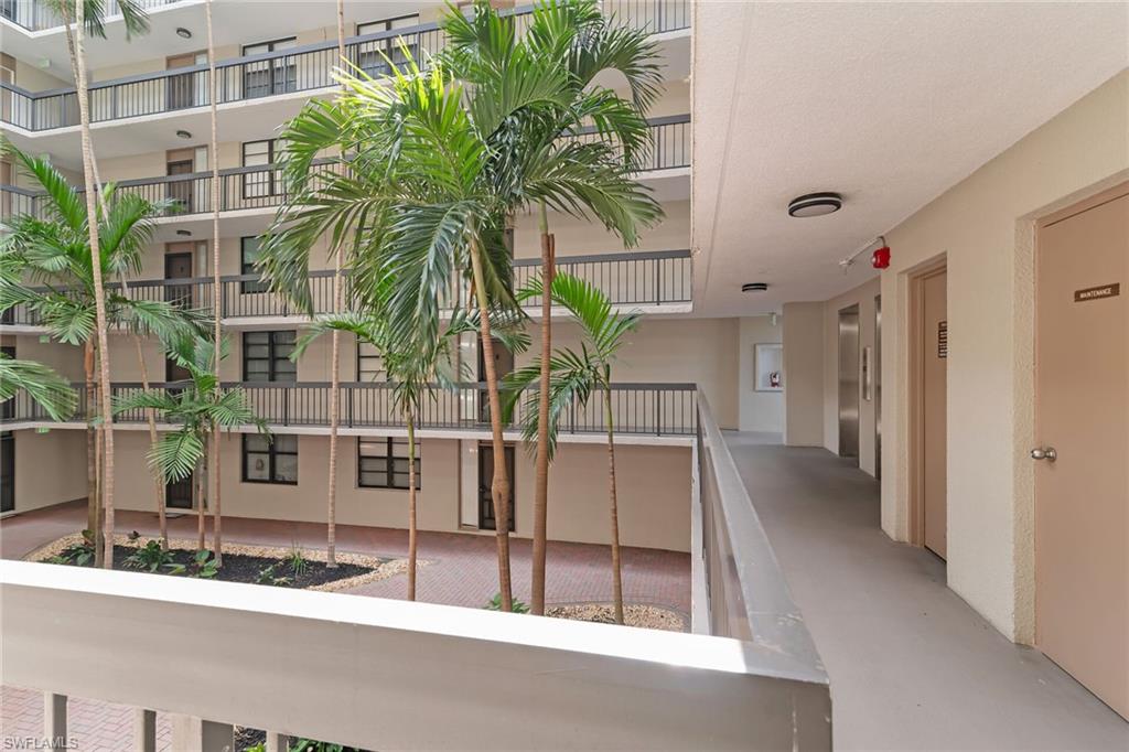 651 Seaview CT # B202