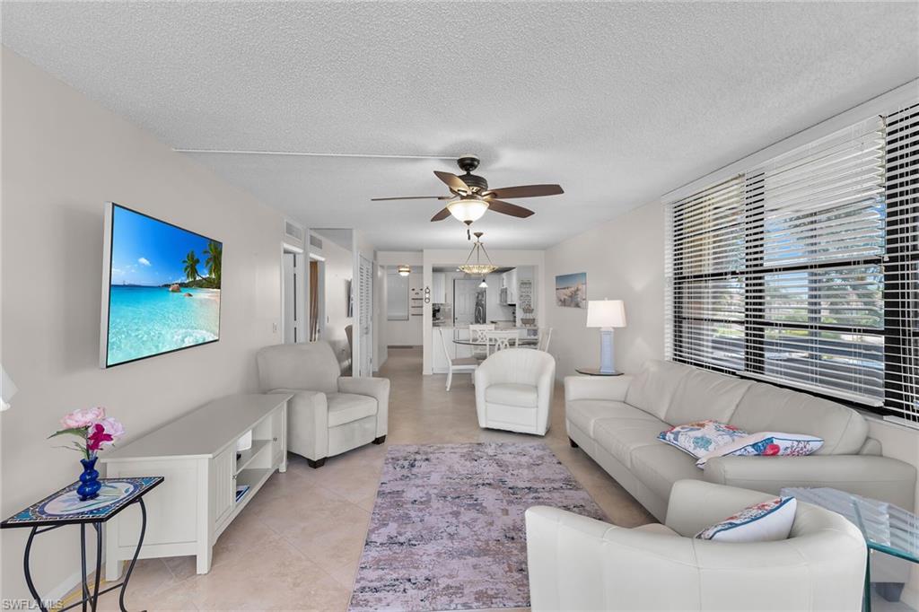 651 Seaview CT # B202