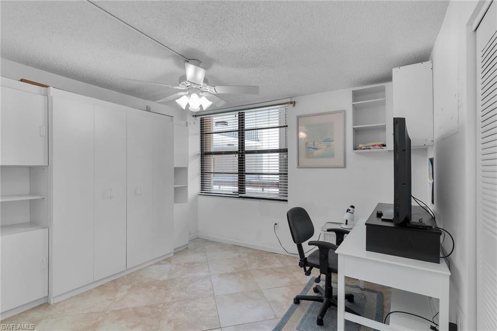 651 Seaview CT # B202