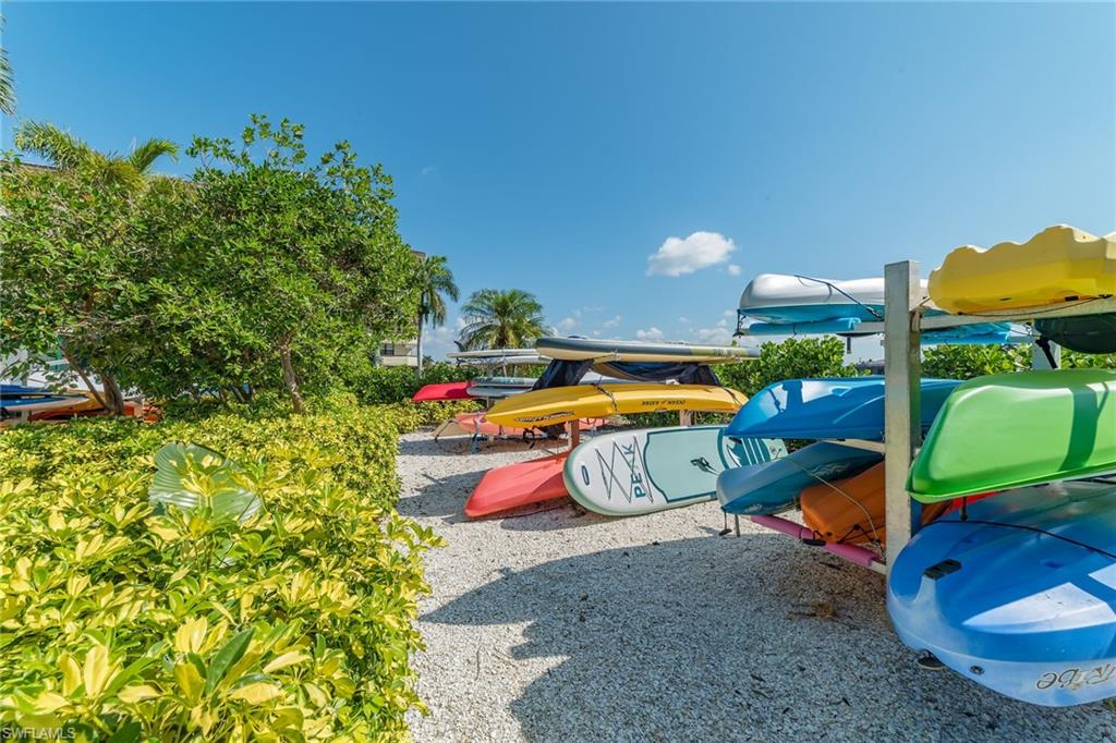 651 Seaview CT # B202