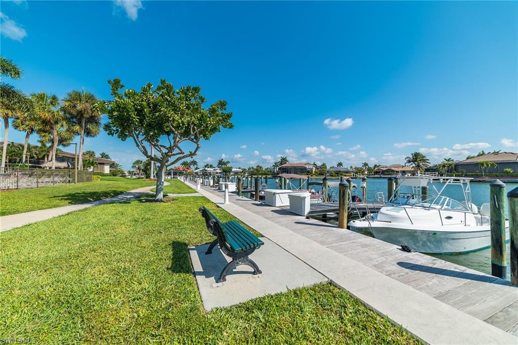 651 Seaview CT # B202