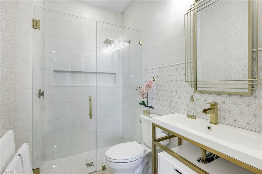 2927 Cinnamon Bay CIR
