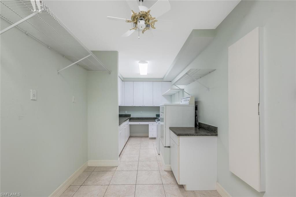 5072 Kensington High ST