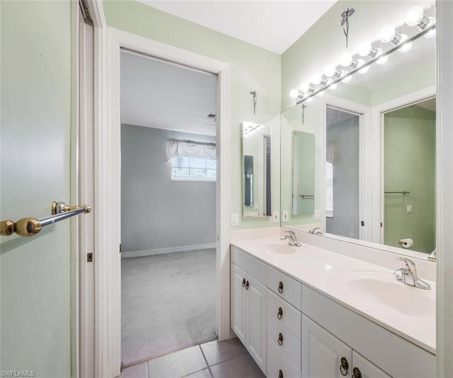 5072 Kensington High ST