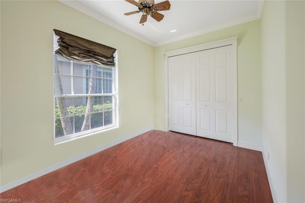 5072 Kensington High ST