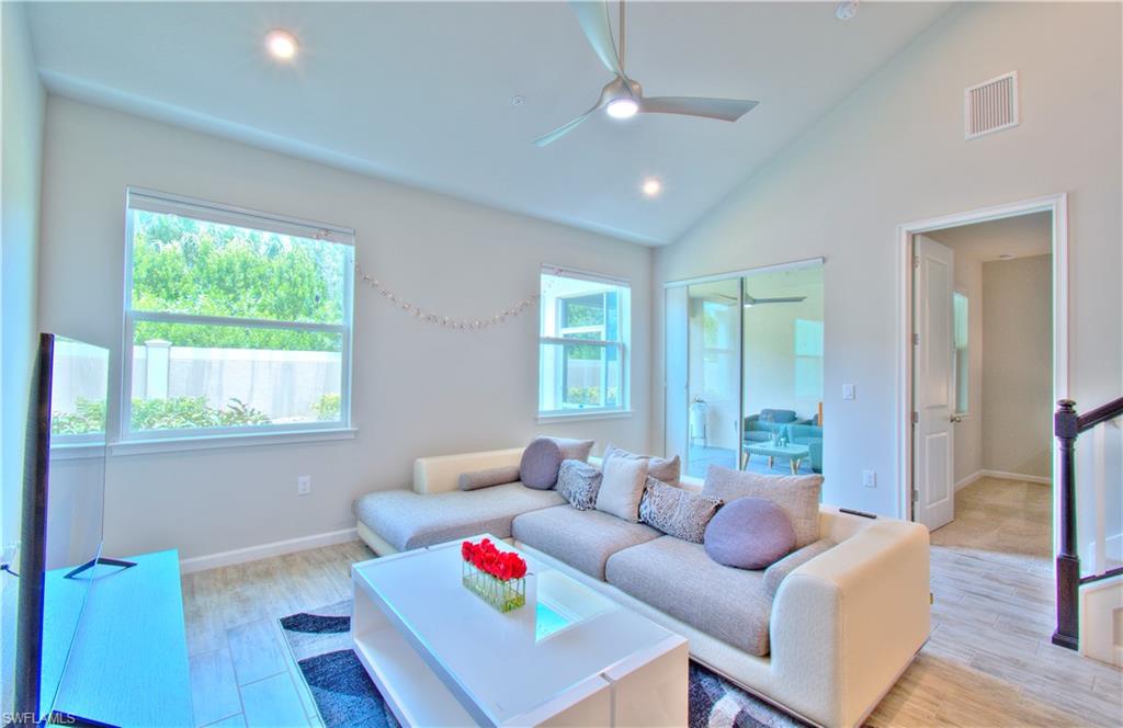 4558 Arboretum CIR # 102 Unit: 5-102