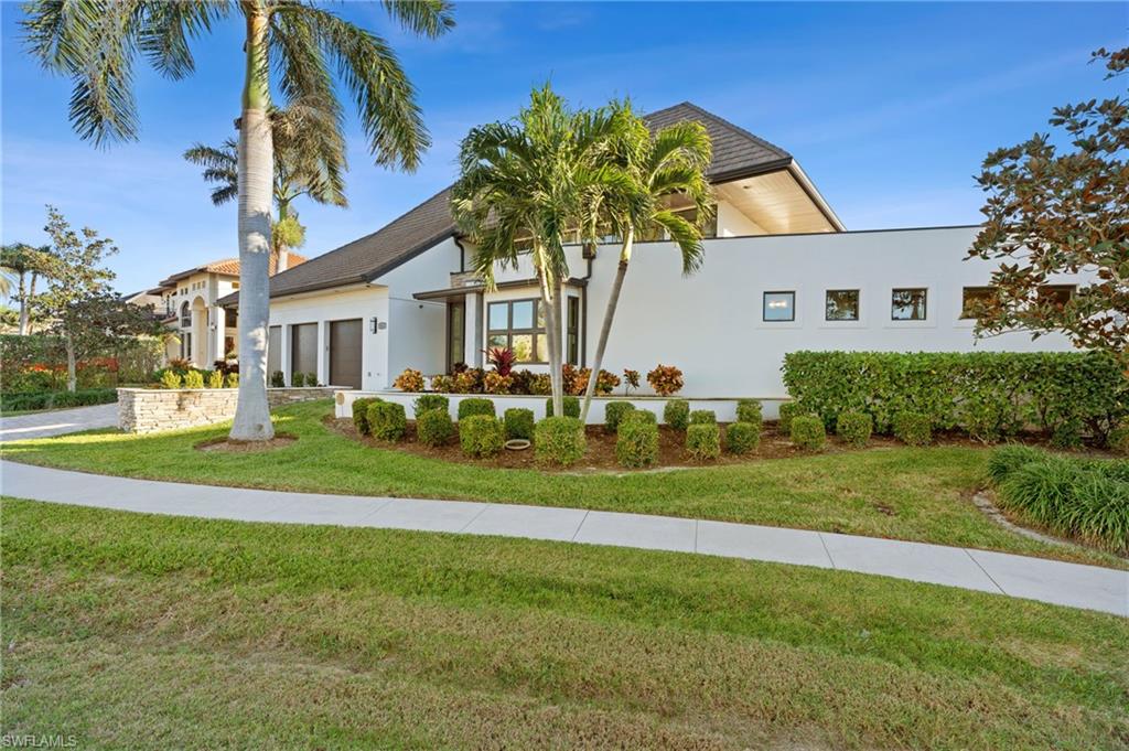 821 Magnolia CT