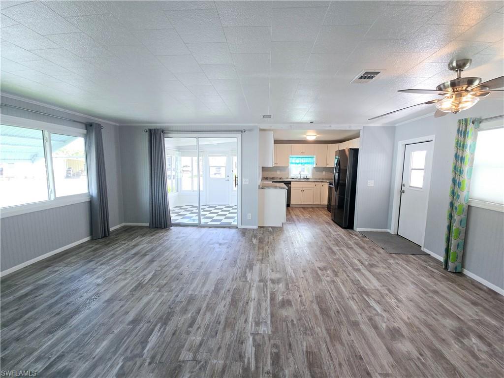 130 Enchanting BLVD # 130 Unit: E-130