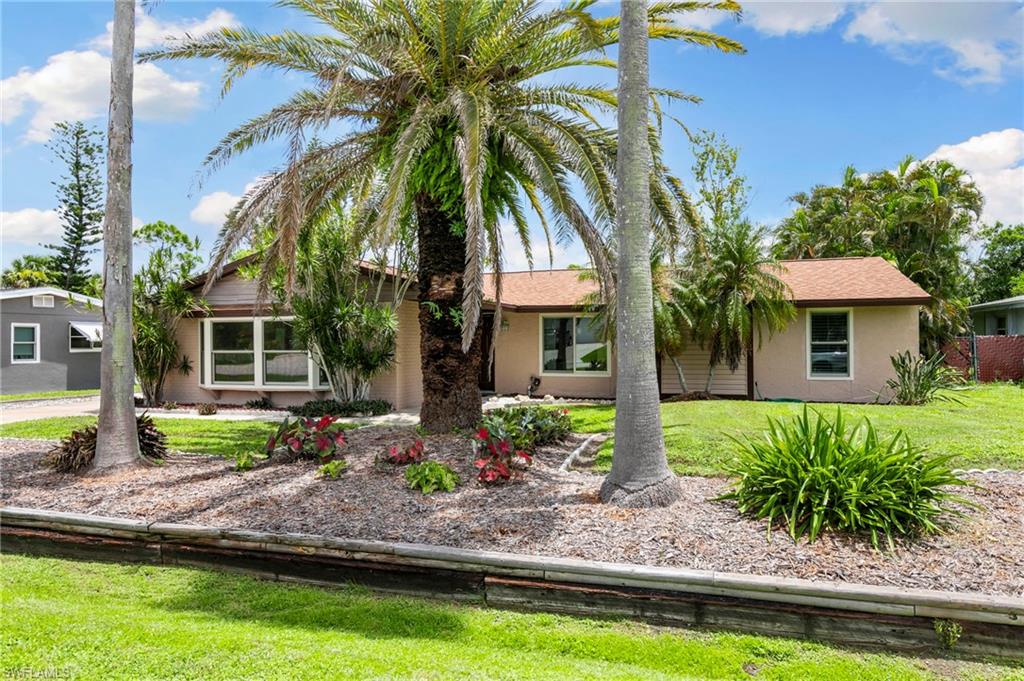 19085 Coconut RD