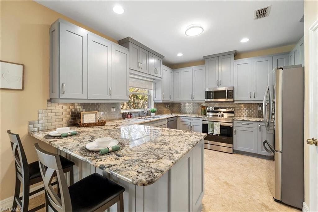 12341 Eagle Pointe CIR