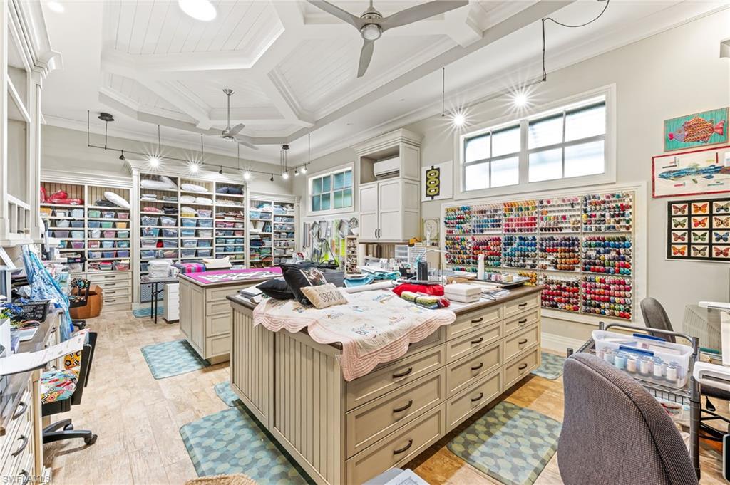1611 Collingswood CT