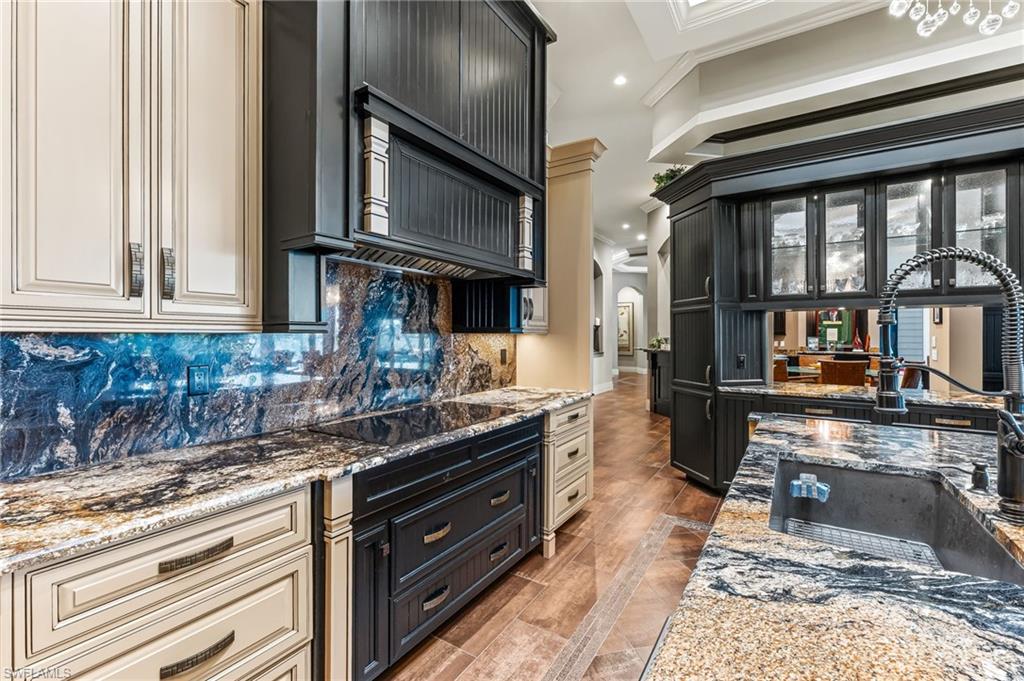 1611 Collingswood CT