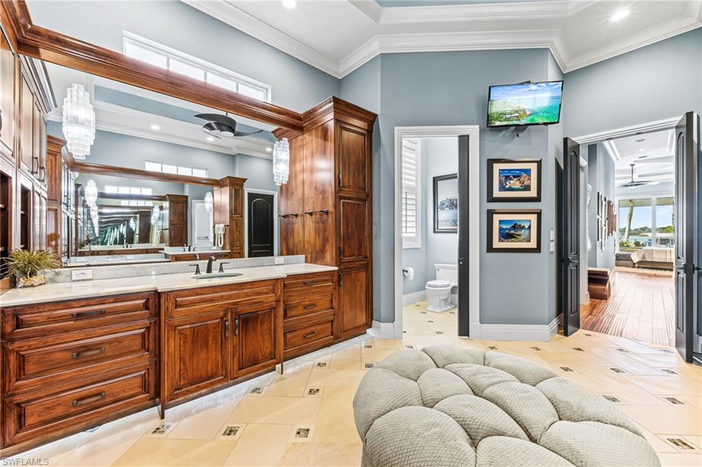 1611 Collingswood CT