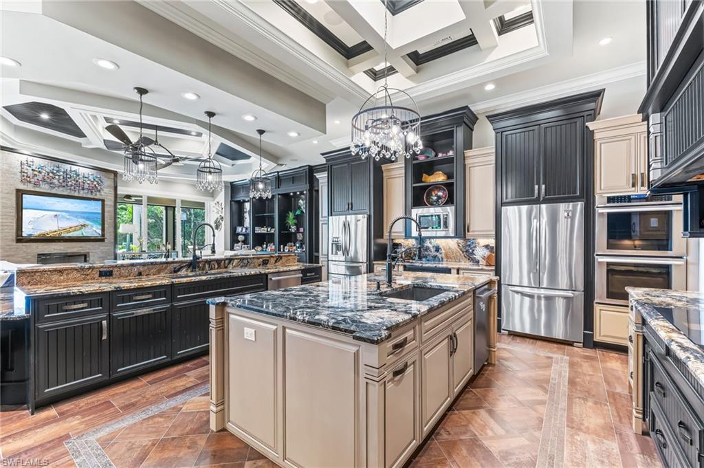 1611 Collingswood CT