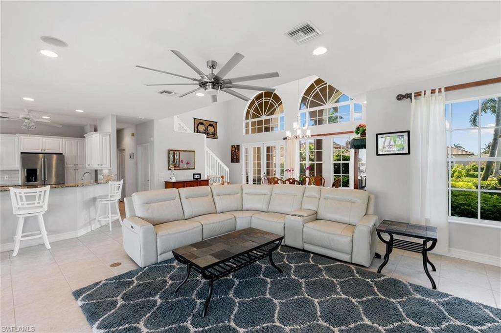 1040 Coronado CT