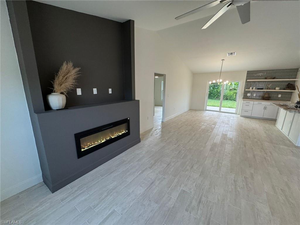 1027 Alfreda AVE