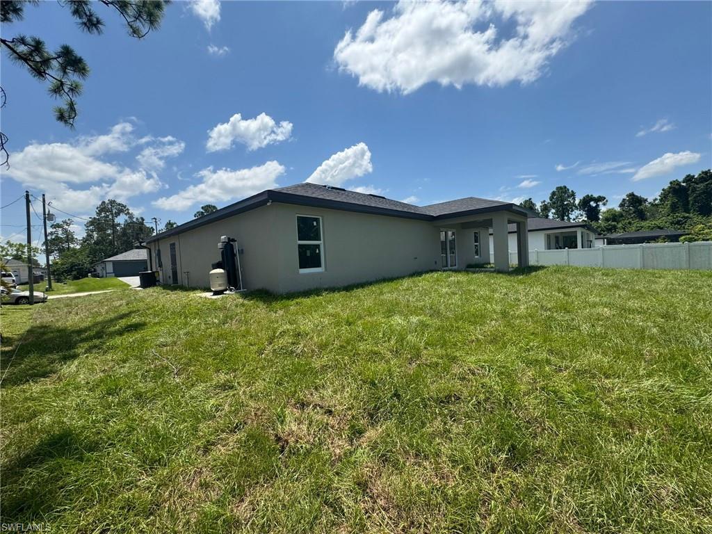 1027 Alfreda AVE