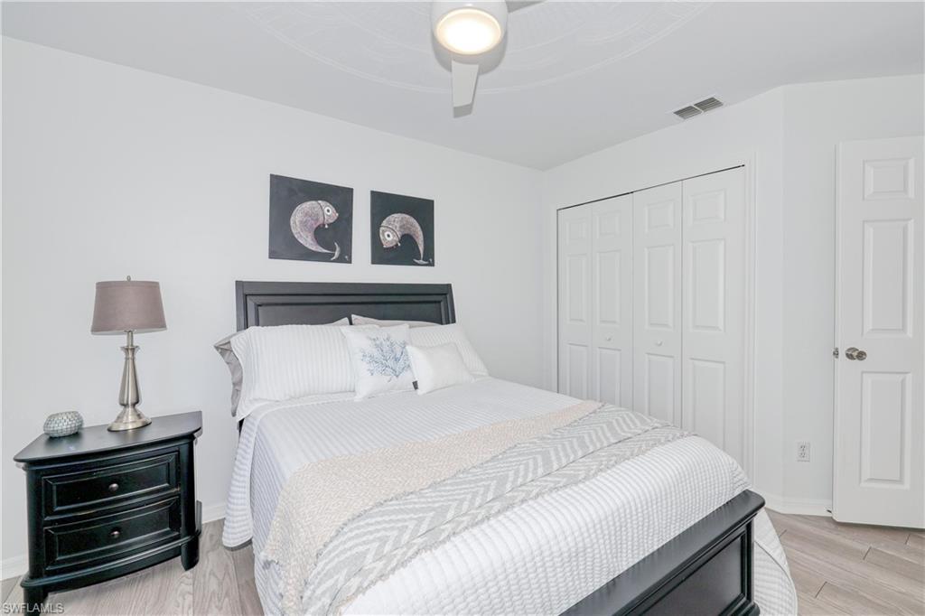 22589 Island Lakes DR