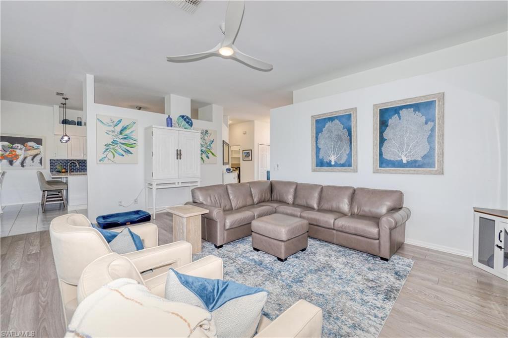 22589 Island Lakes DR