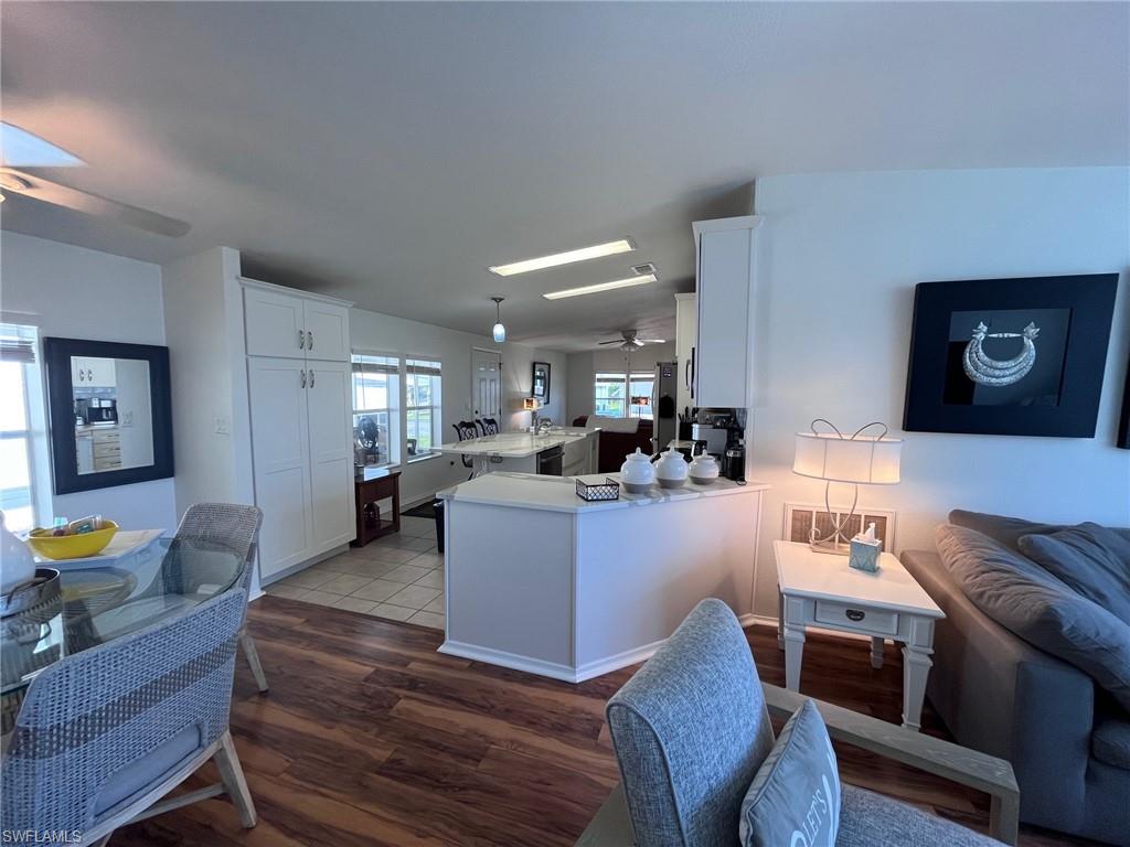 65 Turquoise AVE # 65T