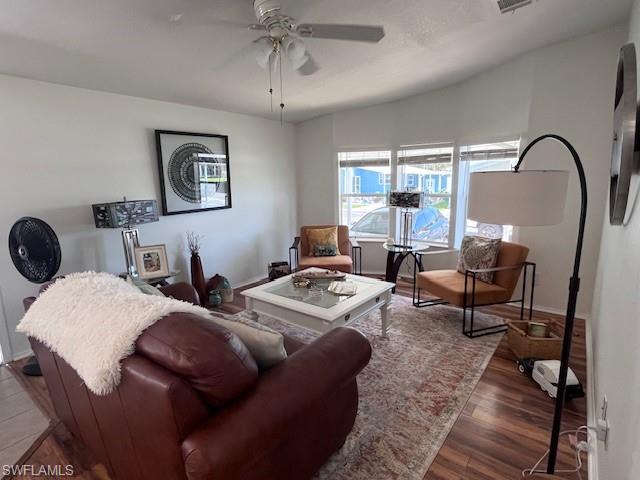 65 Turquoise AVE # 65T