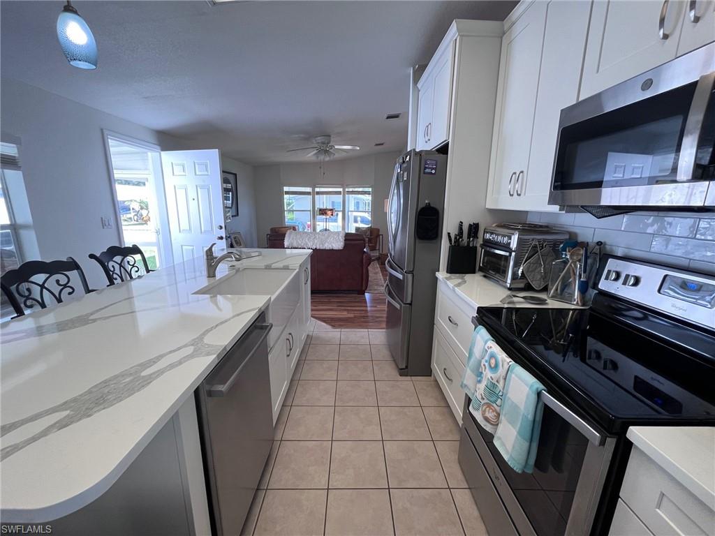 65 Turquoise AVE # 65T