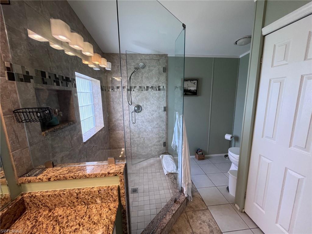 65 Turquoise AVE # 65T